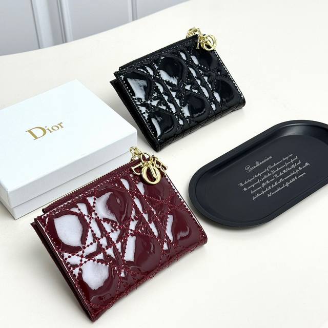 dior 797 Color Black Red Size 11.5*9*2 The Latest Model From Dior Is Now On S