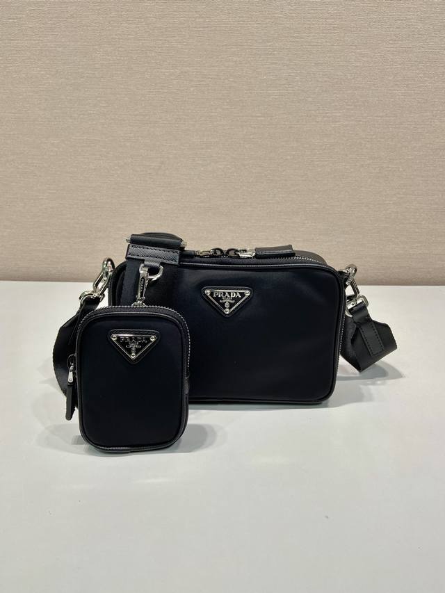 New Small Messenger Bag 2Vh070 Cross Grain This Modern Handbag Outlines Simple L