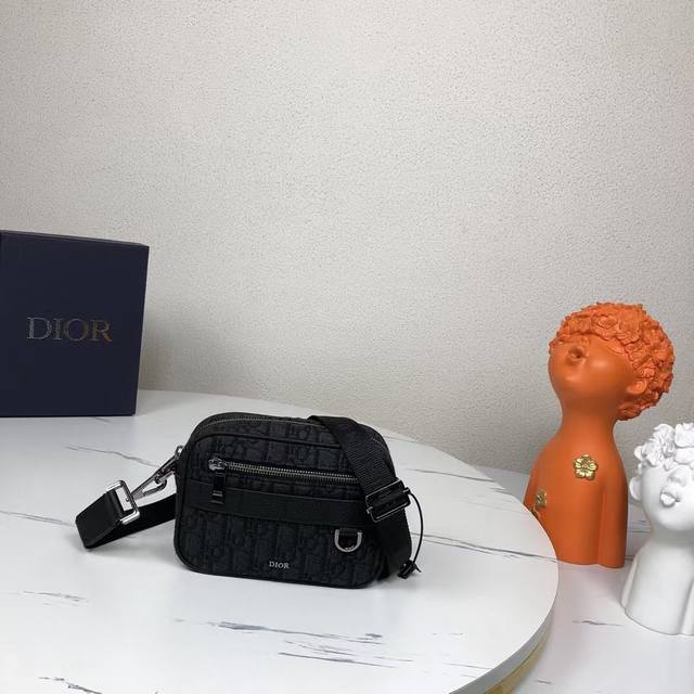 The Highest Version On The Market Welcome To Compare Safari Mini Messenger Bag B