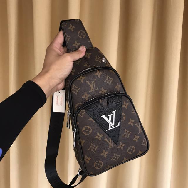 Many People Like The Bag 29-16-6 Model: 33223