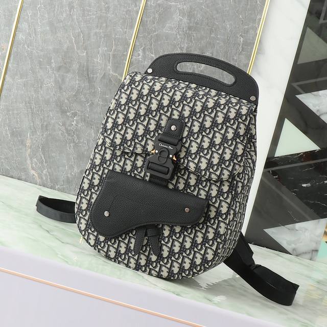 this Gallop Backpack Features A Stylish, Original Design With A Saddle-Style