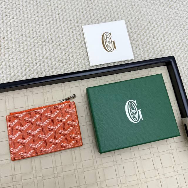 goyard Bourbon Zippered Coin And Card Holder This Coin And Card Holder Has 3