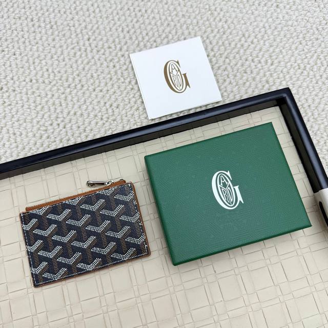 Goyard Bourbon Zippered Coin And Card Holder This Coin And Card Holder Has 3 Car
