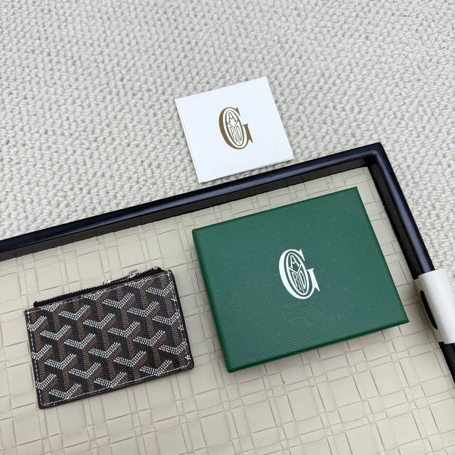 goyard Bourbon Zippered Coin And Card Holder This Coin And Card Holder Has 3