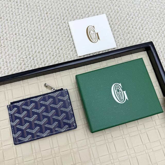 Goyard Bourbon Zippered Coin And Card Holder This Coin And Card Holder Has 3 Car