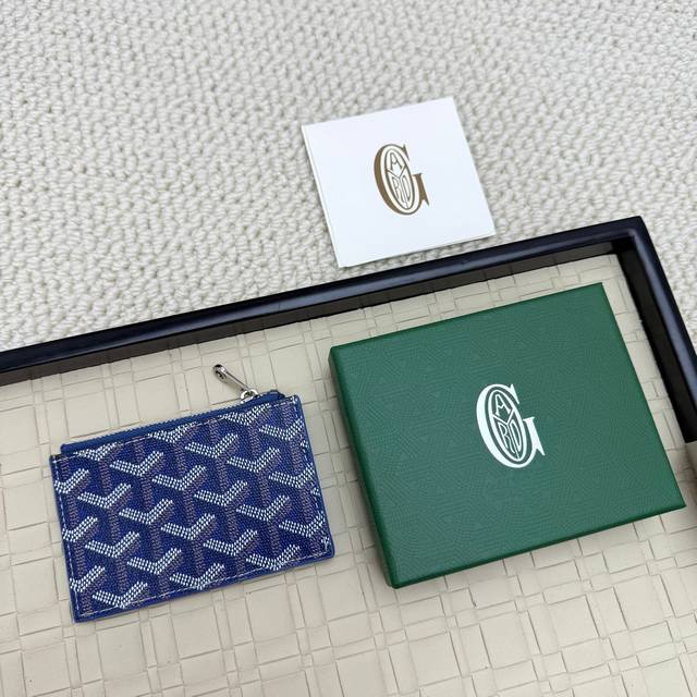 Goyard Bourbon Zippered Coin And Card Holder This Coin And Card Holder Has 3 Car
