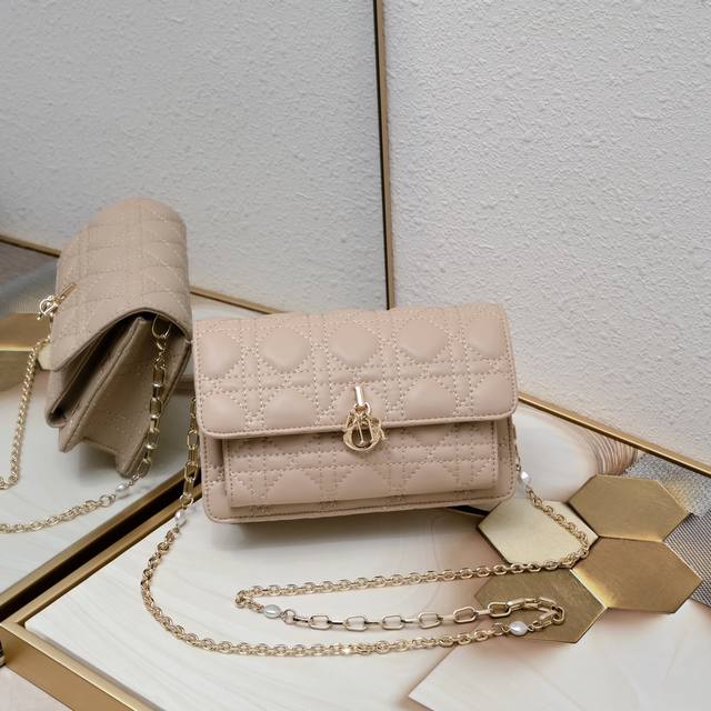 dior New Model With Box This Lady Dior Clutch Is Exquisitely Designed And Spa