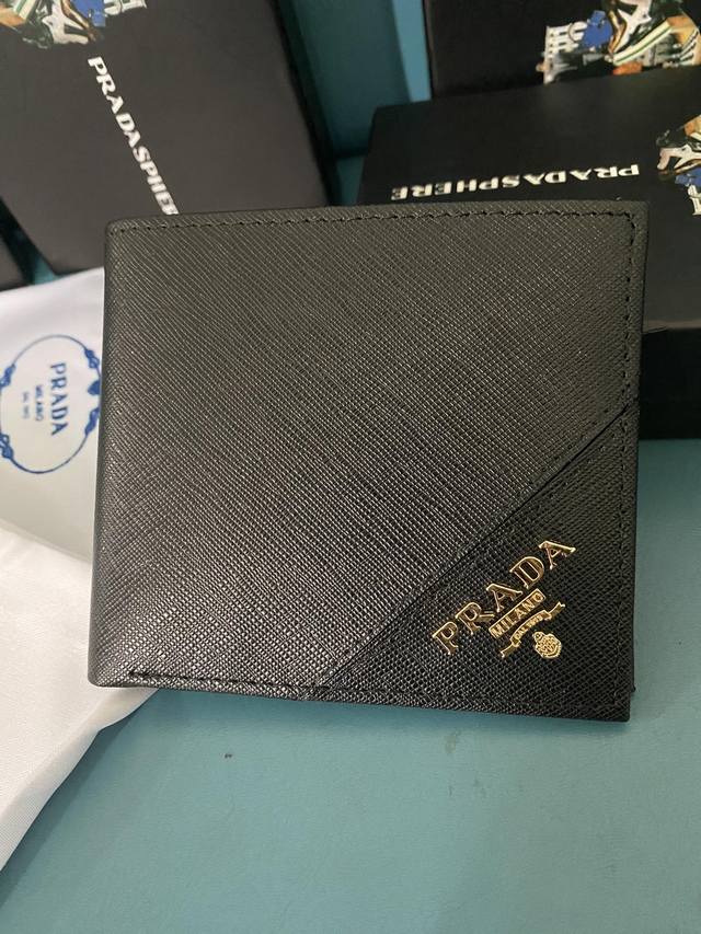 prada Men's Short Wallet Latest Style Counter Official Website Synchronized G
