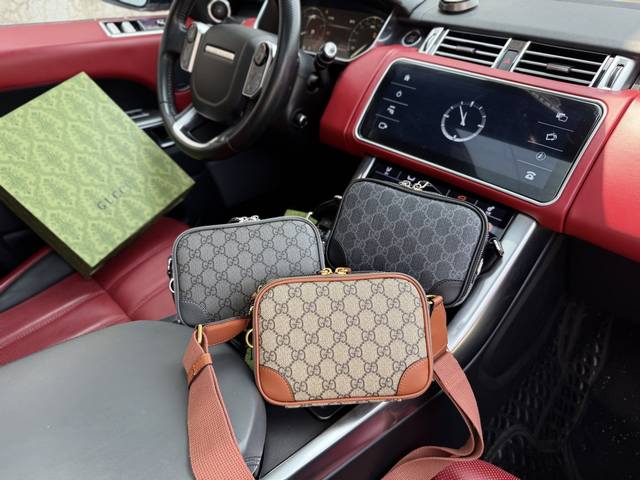 High-End New Gucci Shoulder Bag Gucci Messenger Bag Gucci Gg Emblem Brand Logo P