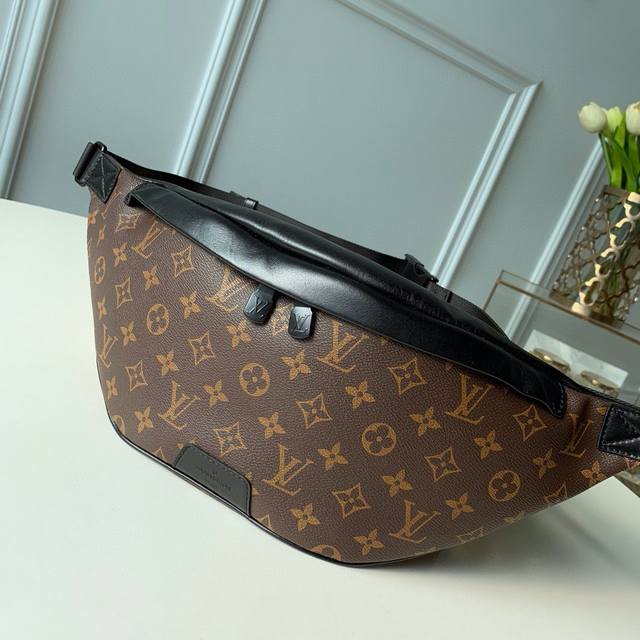 Louis Vuitton Discovery Waist Bag M44336 Monogram This Discovery Waist Bag Is Ma