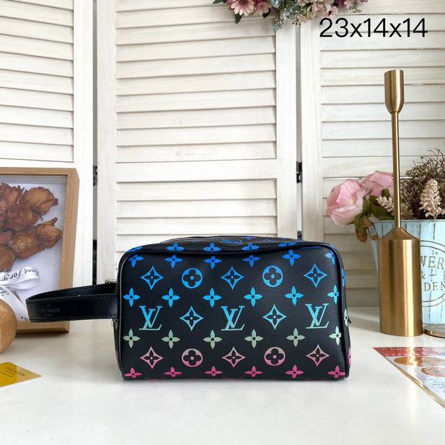 Louis Vuitton Locker Dopp Kit M83112 Floral Silkscreen Toiletry Bag This Toiletr