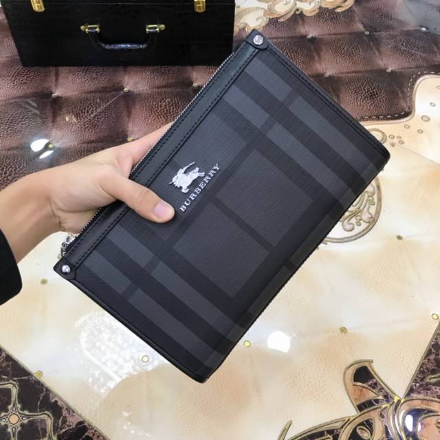 The Latest Popular Model Of B.B.B. The Latest Men's Bag Of B.B.B.B. Is Made Of T