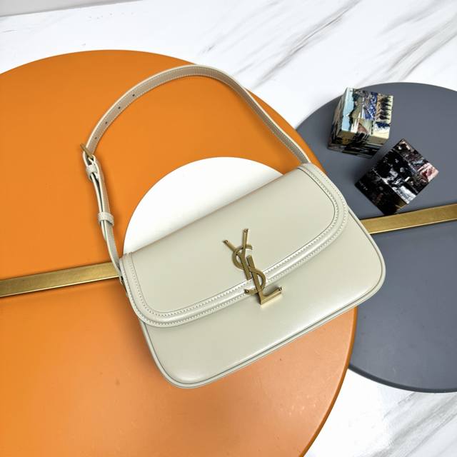 Such A Charming And Cool Texture [Ysl Saint Laurent Women's Solferino Medium Box