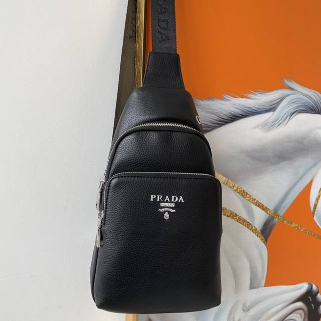 Men's Bag Chest Bag Specially For Men Prefer To Be Simple And Concise Leather Is