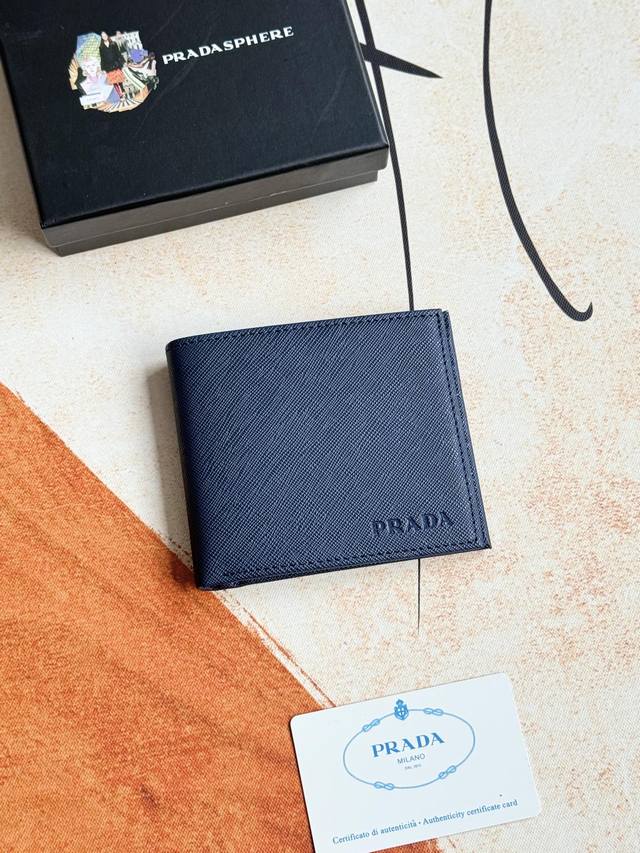 prada Men's Short Wallet Latest Style Counter Official Website Synchronized G