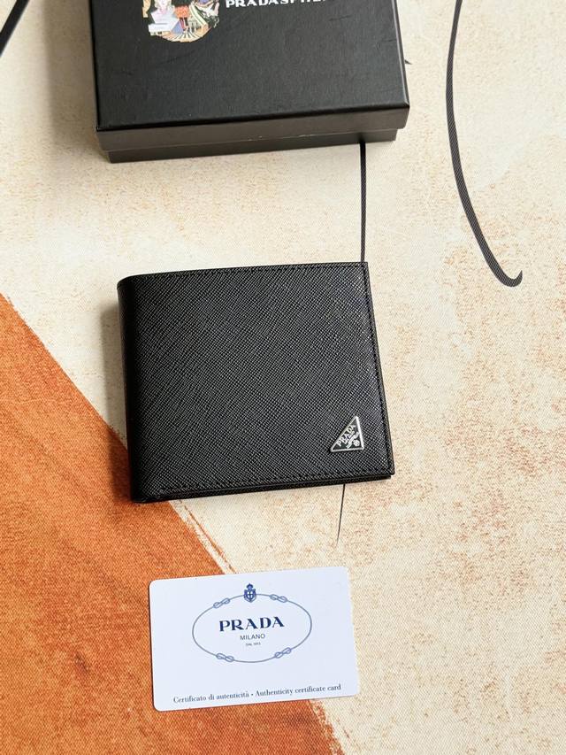 prada Men's Short Wallet Latest Style Counter Official Website Synchronized G