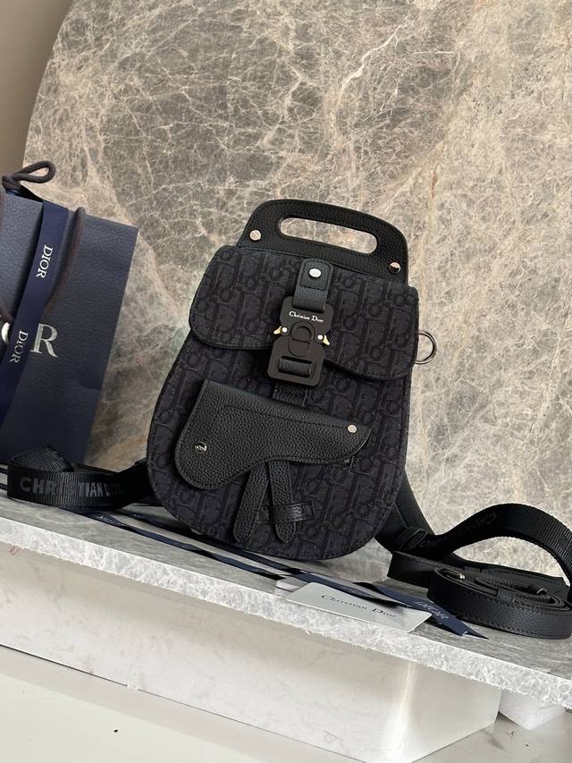 Latest D Saddle Backpack New Black Grained Calfskin And Black Stitching Shoulder