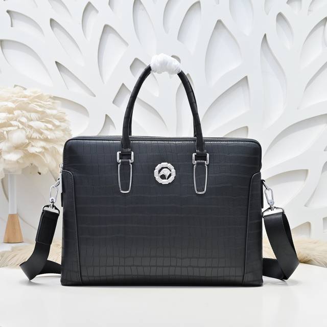 fstefano Ricci - The Latest Men's Briefcase With Double Pulls. Made Of Import