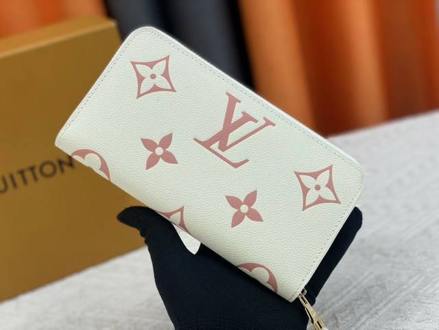The Original By The Pool Series Zipper Wallet Is Made Of Monogram Empreinte Leat