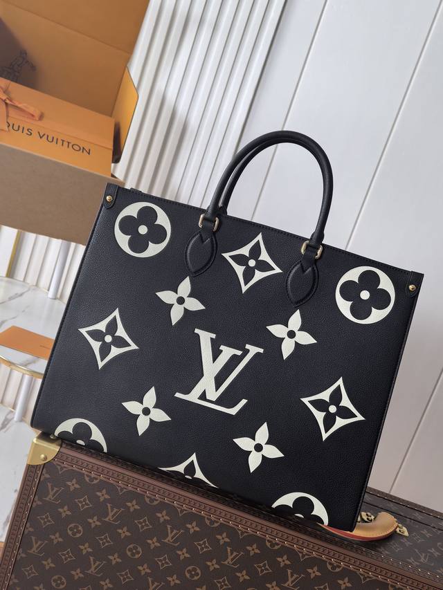 Dynamic Chip 163C01 Top Original M45945 M44925 This Onthego Handbag Is Monogram