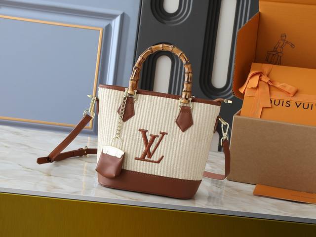 Upgraded Original M66588 This Wallet On Chain Handbag Is From Louis Vuitton Lv B