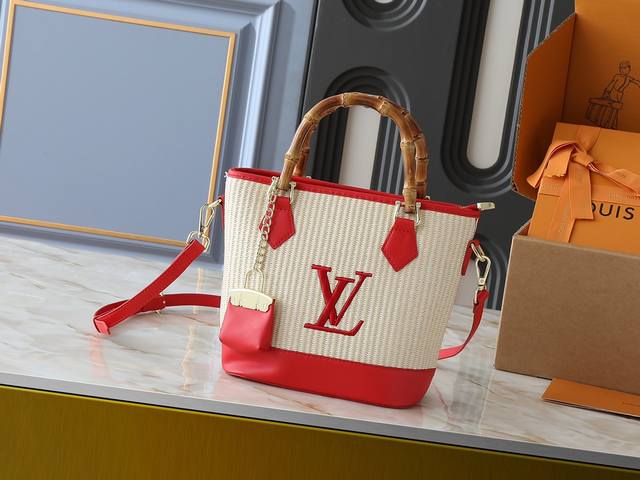 Upgraded Original M66588 This Wallet On Chain Handbag Is From Louis Vuitton Lv B