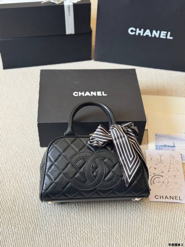 Cowhide Version Jenny's Same Style Chanel Bowling Ball Is Really Awesome The Tem