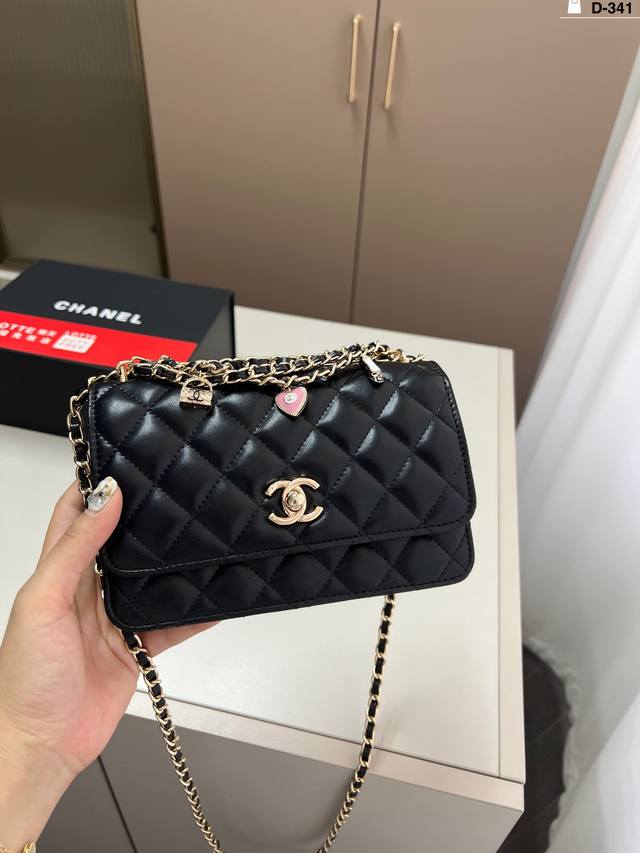 chanel Chanel Fortune Bag A Small Carry-On Bag Recommended To Everyone Chanel