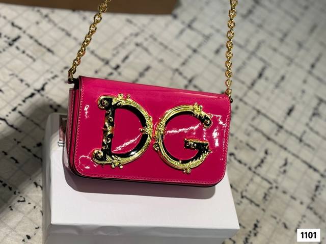 With Box Dg Dolce & Gabbana Chain Bag The Bag Is So Gentle And Girly In Your Han