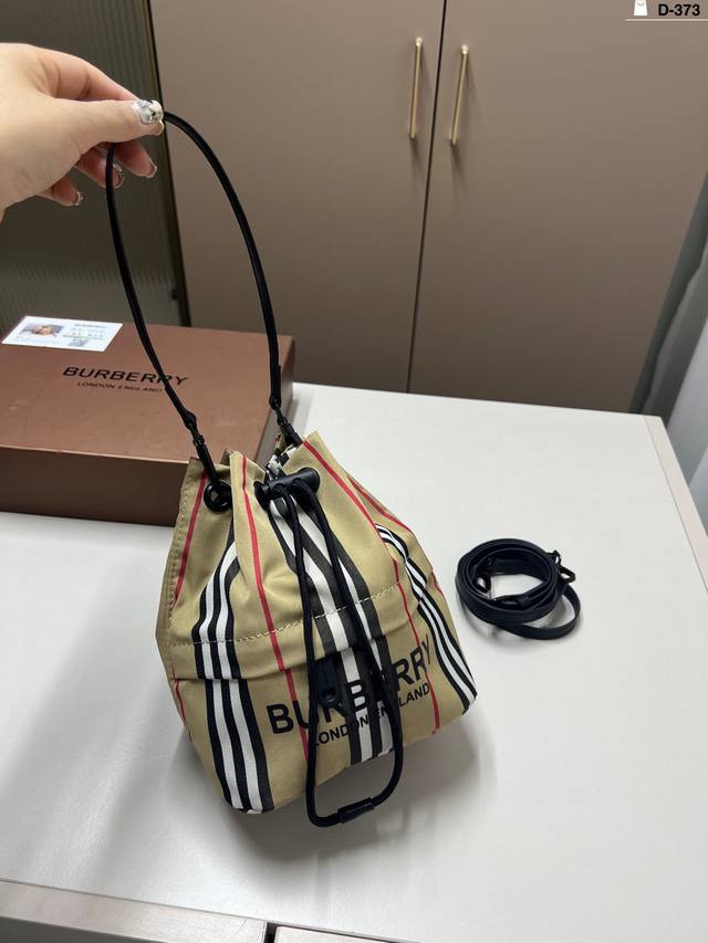 burberry Bucket Bag Storage Bag Burberry Nylon Drawstring Small Bucket Treasu