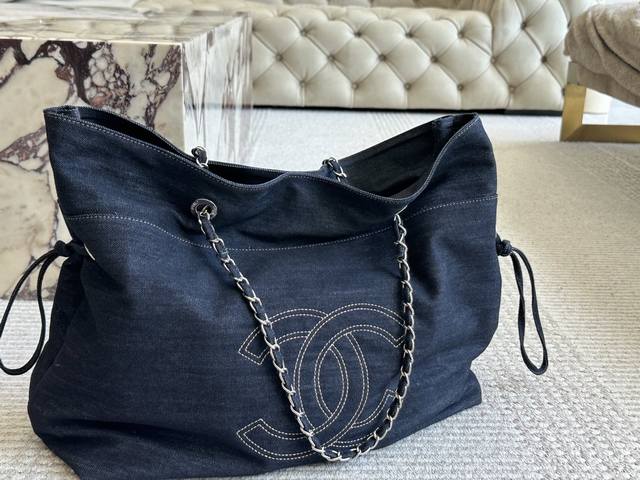 Chanel Vintage Tote Bag This Chanel 2Way Tote Bag Is Amazing. It Looks Great Whe