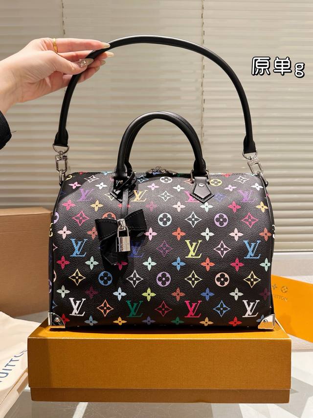 30 Handbag] M13257 Black This 30 Handbag Is Made Of Soft Coated Canvas With C