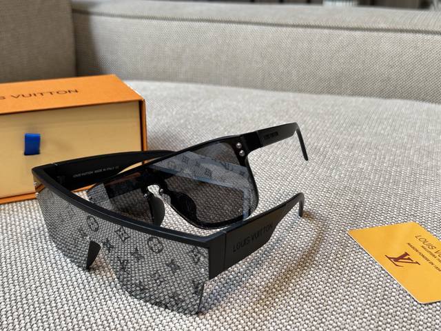 l Glasses With Box