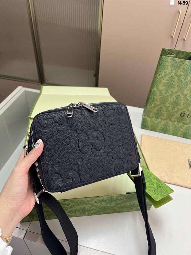 Cool Gucci Camera Bag Messenger Bag It Is Really Versatile And Good Texture It I