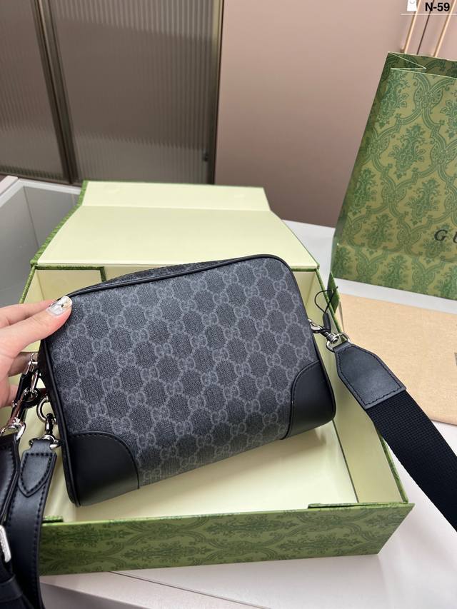 Cool Gucci Camera Bag Messenger Bag It Is Really Versatile And Good Texture It I