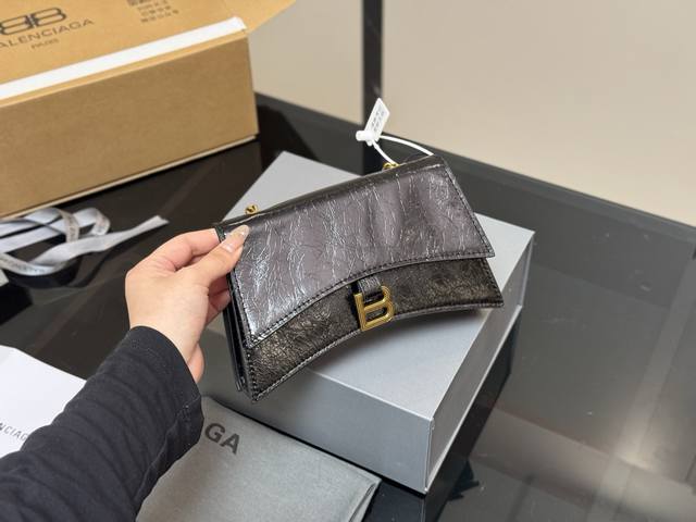 With Box Cowhide Size 21.11Cm Crush Hits My Heart Balenciaga New Bag Crush Is Re