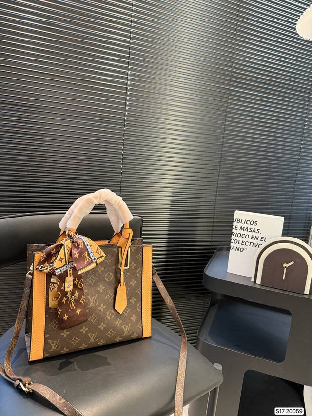 lv Tote Bag Moderate Size With Impressive Capacity Can Be Easily Worn With Ca