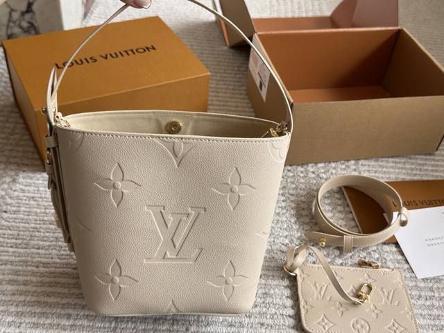 With Box Size:18*16Cm All In Bb Heavy New Color Who Wouldn't Be Confused After S