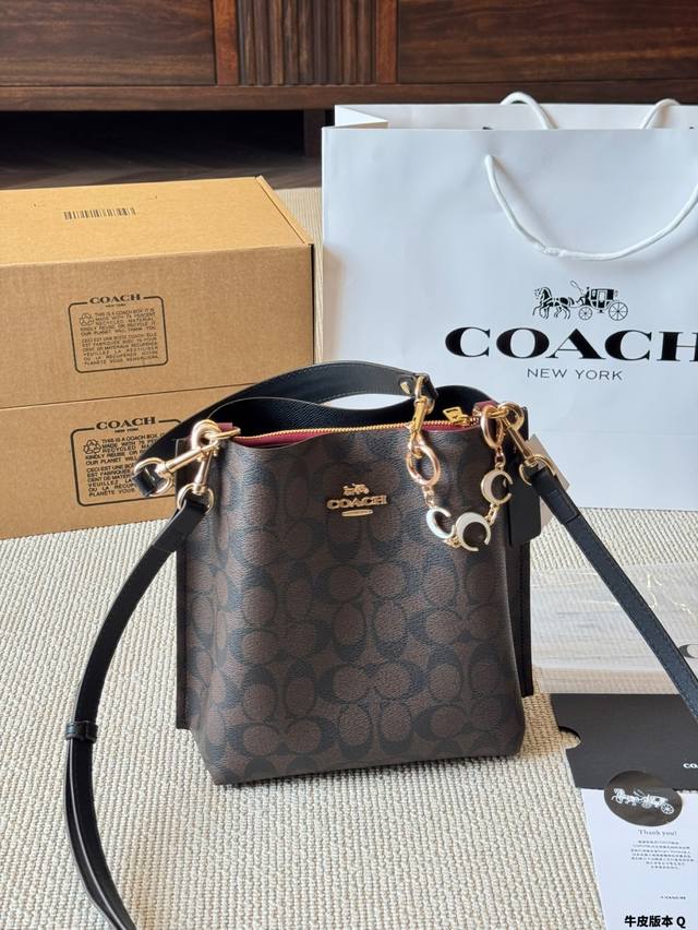 Cowhide Version With Pendant Coachmollie Bucket Series Bucket Bag Has Always Bee