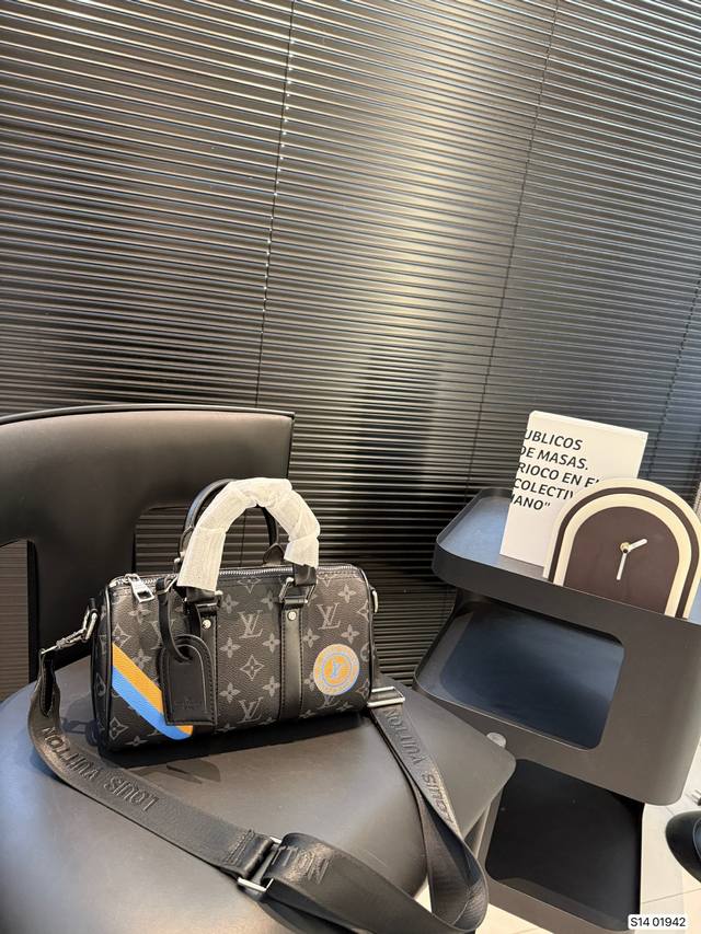 lv Pillow Bag Keep Hand-Held, Shoulder-Shoulder, Crossbody Style, Babies Hurr