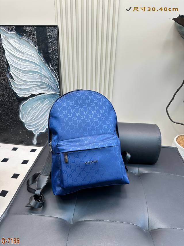 Size 30.40Cm Cool Gucci Backpack Is Clean And Simple It Is Comfortable And Energ