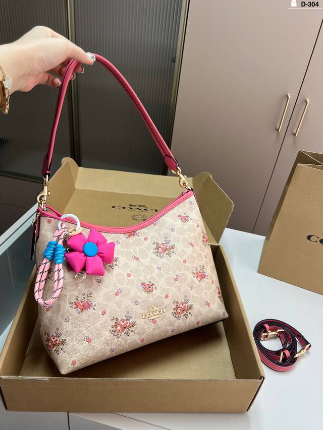 With Pendant Coach Hobo Bag Full Of Design Sense Super High-End Fashion Item D-3