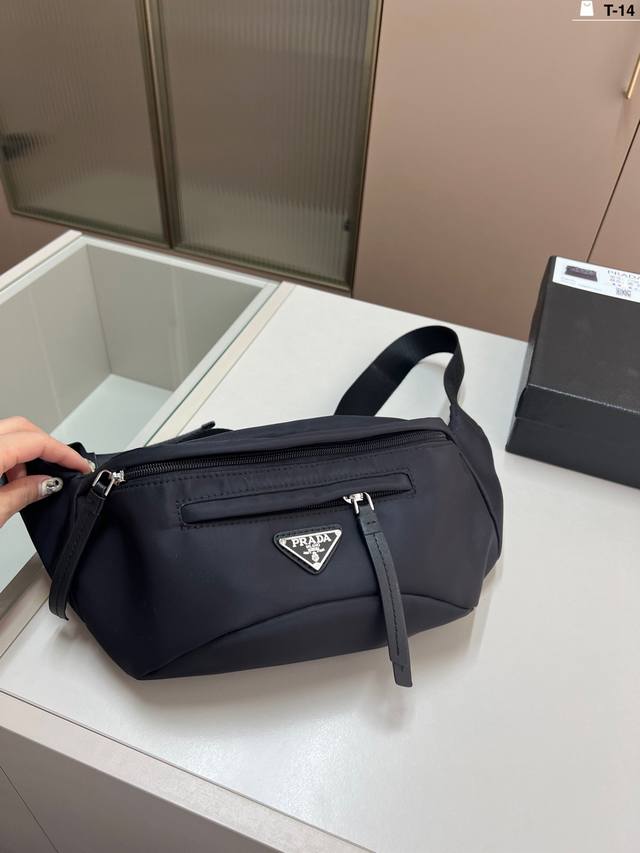 Prada Chest Bag Prada Clean And Simple Match With Casual Style T-14 Size 25 10 W