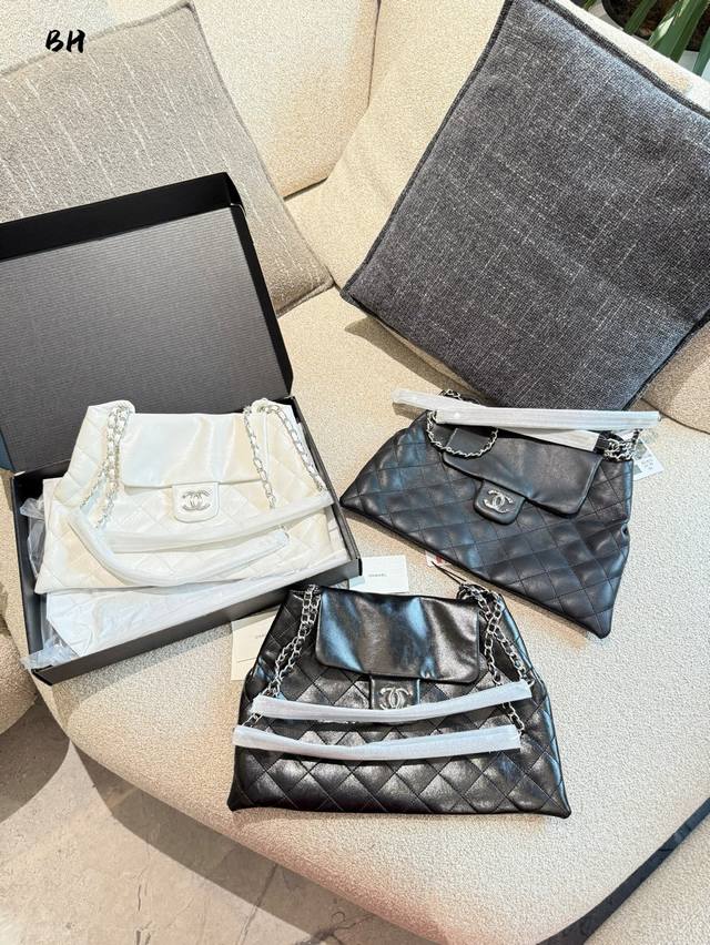 Today I Have To Share The Chanel 2Way Airport Bag. The Black And Silver 2Way Is