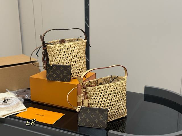With Folding Box Airplane Box Lv Second-Hand Bag Another Hot Fried Chicken Is He
