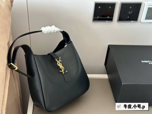 With Box Cowhide Size 22*21Cm Small Size Who Doesn