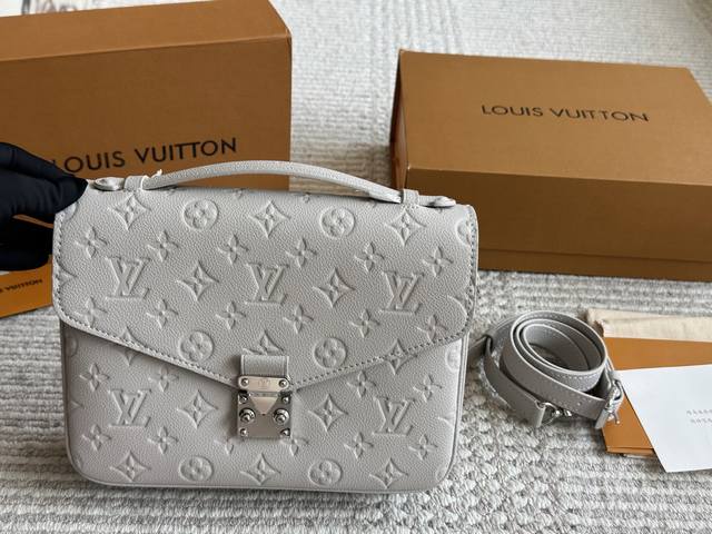 With Box High Version Size 25Cm L High Quality Messenger Bag Old Flower Messenge