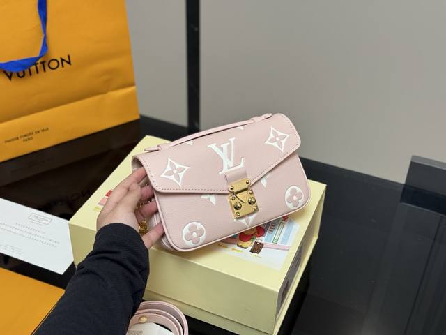 With Folding Box Latest Size: 21 6 13Cm Lv High Quality And High Cost Performanc