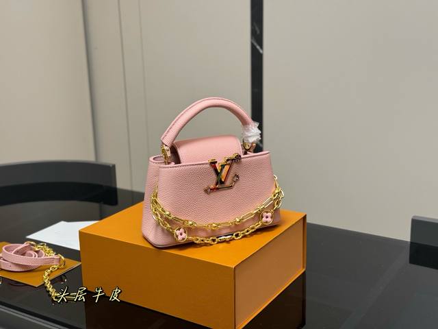 With Folding Box Size 22*12Cm Small Lv Capucines Handbag Made Of Full-Grain Taur