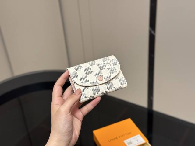 With Box Size 10.5*8Cm Lv Small Bean Wallet The Originator Of The Internet Celeb